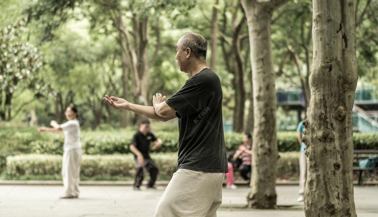 一个都别中, 人群