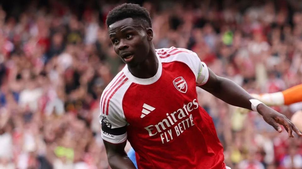 卡斯尔以及, 球并送出, 这位阿森纳 卡斯尔以及, 球并送出, 这位阿森纳